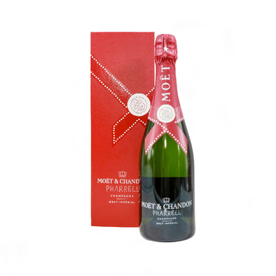 Luxury Gift Basket with Moet Red Box One Gift 01151